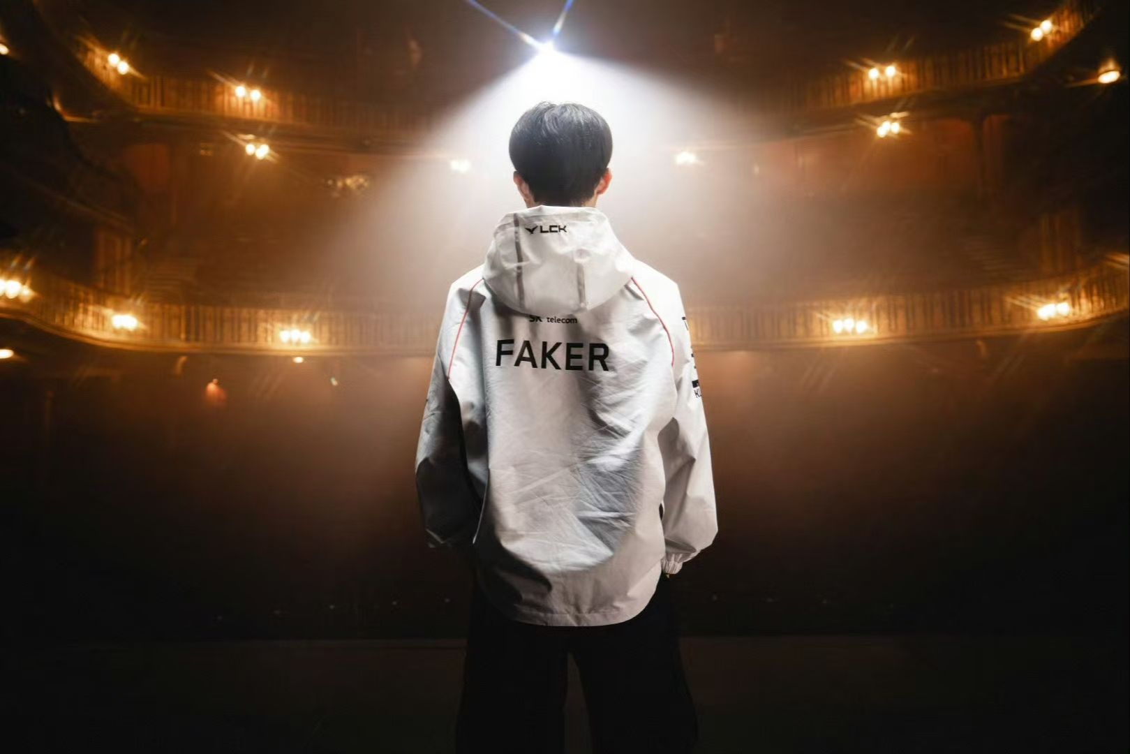 WE官博崩溃发文：难获一胜