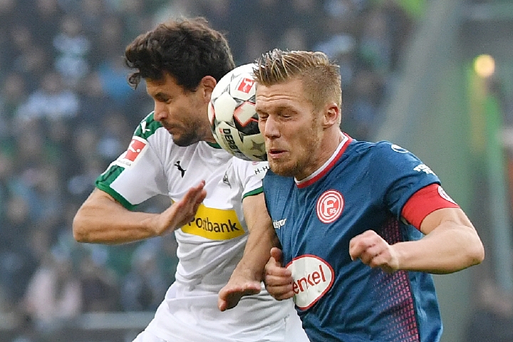 今年还剩5场比赛莱万年度69球，60球的姆巴佩冲击C罗、莱西91球仍难超越